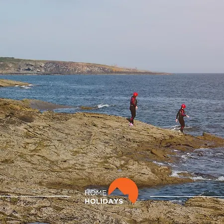 #098 Casa Antonieta 3 By Holidays *